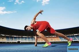 官宣 周冠宇加盟凯迪拉克 将担任储备车手